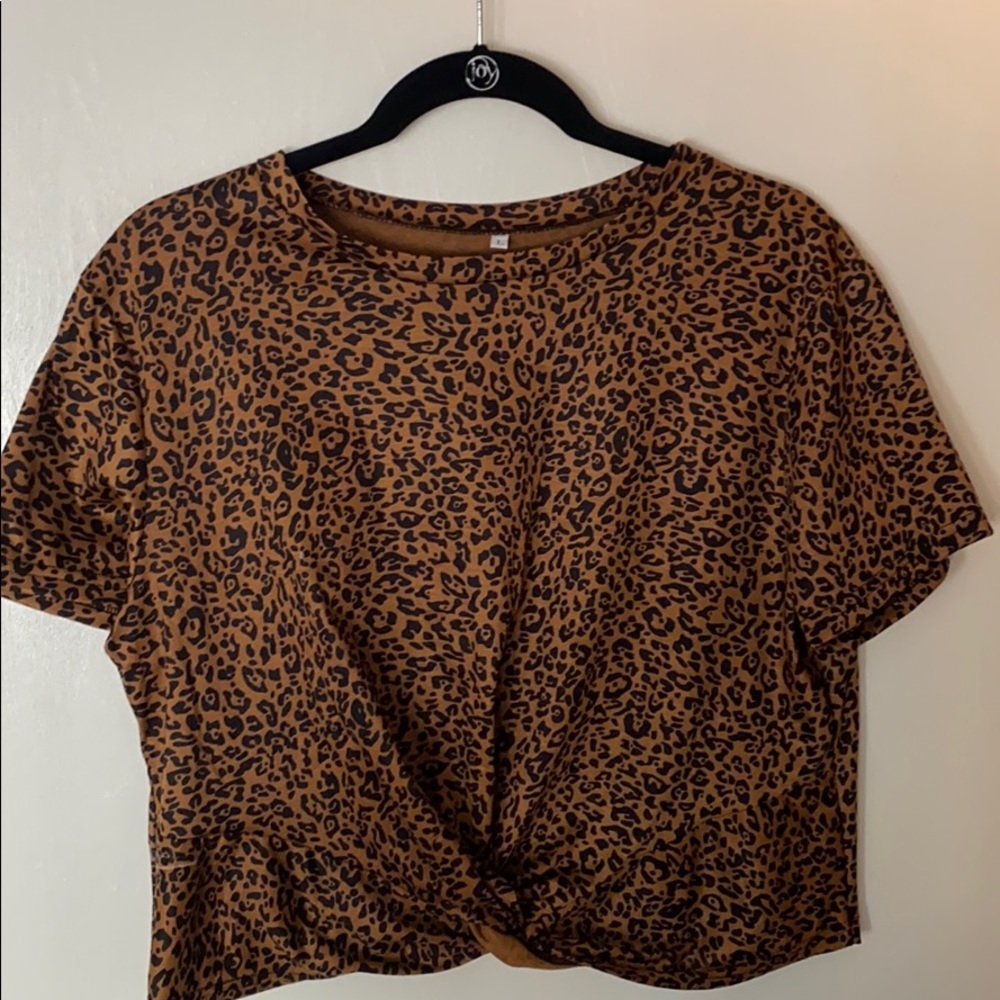Leopard crop top